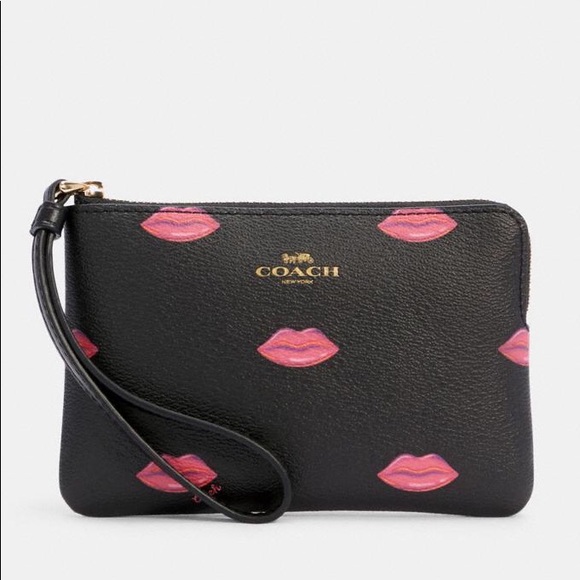 Coach Handbags - Coach Corner Zip Wristlet